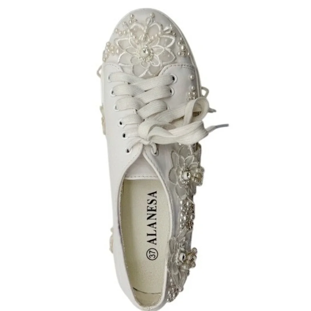 ALANESA Women Bridal White Lace Pearl Embellished Platform Sneakers‎ Size US 6.5